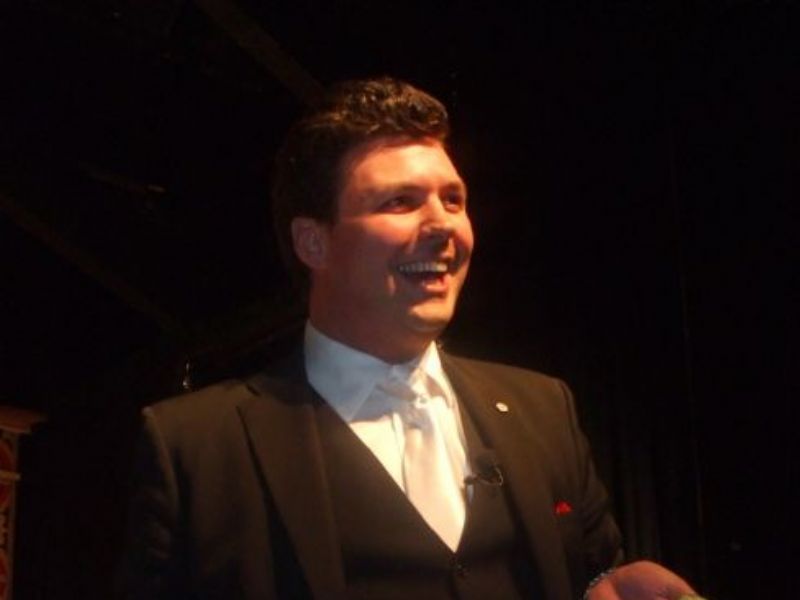 john d close up magician